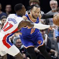 Steve Kerr comes to Jalen Brunson's defense a day after Knicks guard jeered by Pistons fans