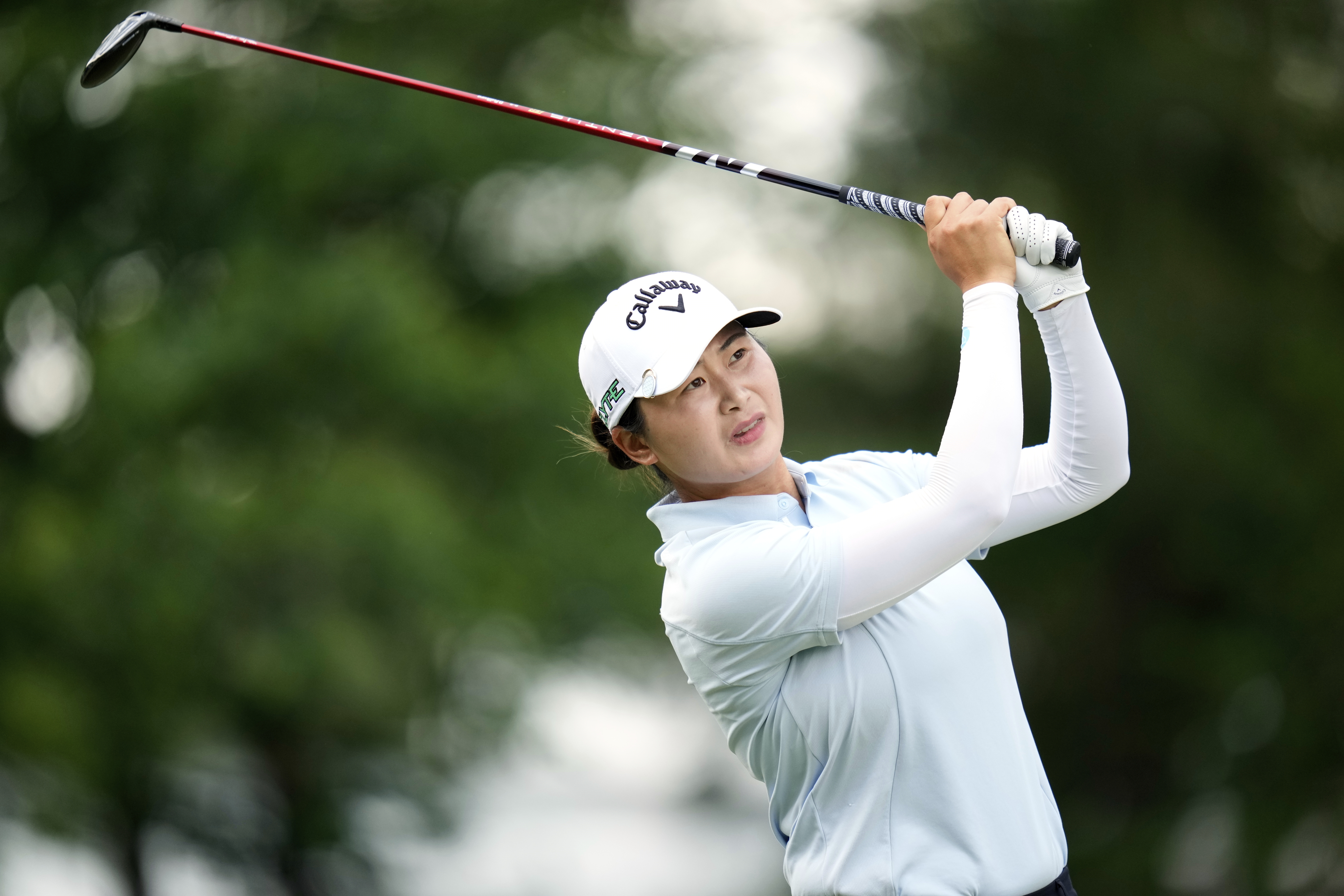 Yan Liu has an albatross and a late birdie to hang onto the lead in the Chevron Championship