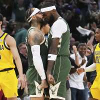 Trent ties Bucks playoff mark with 9 3s, he and Giannis score 37 in 117-101 Game 3 win over Pacers