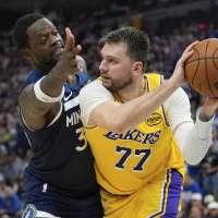 Full-strength Wolves take series lead into Game 4 vs. Lakers, as health looms large in NBA playoffs
