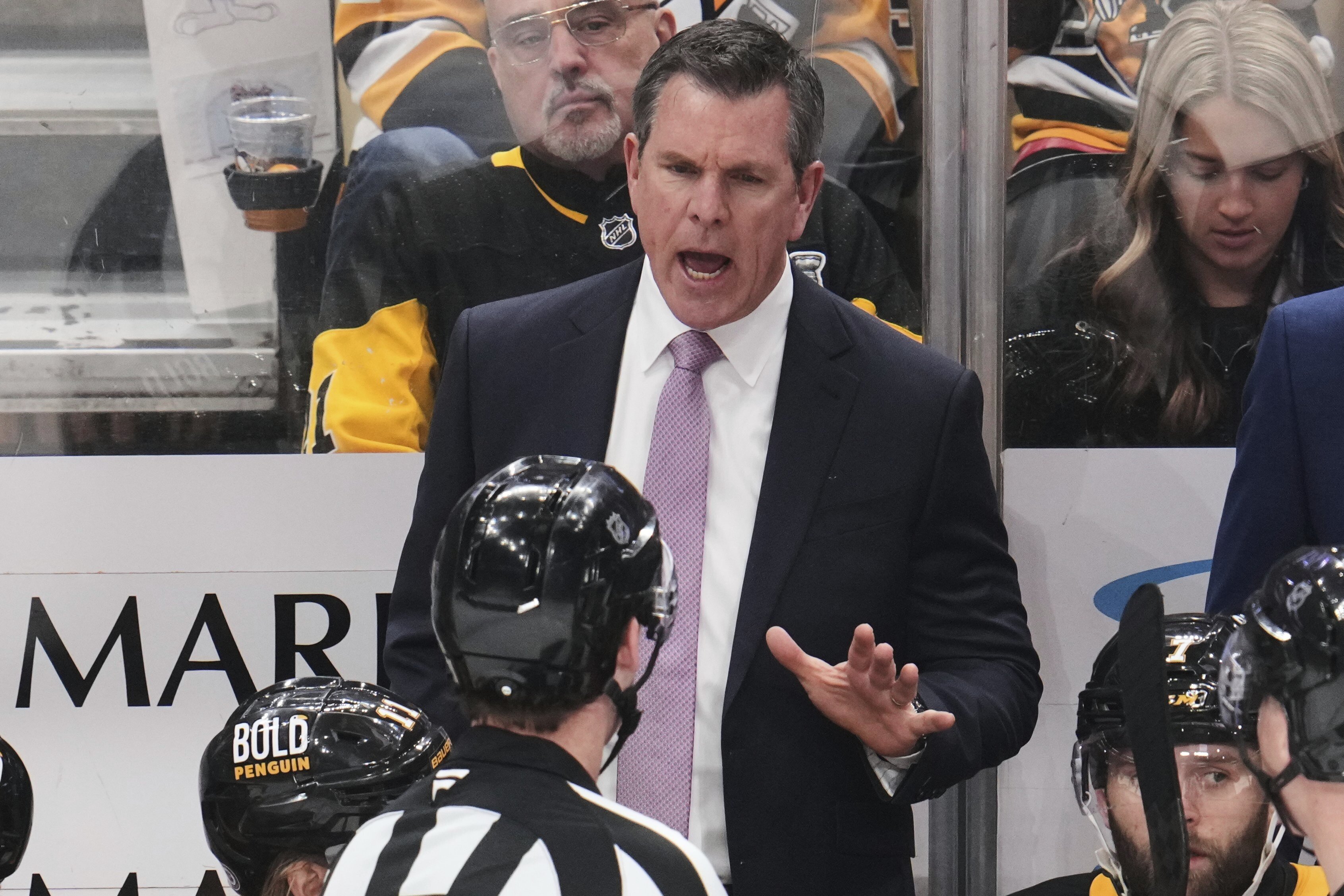 Penguins split with two-time Stanley Cup-winning coach Mike Sullivan