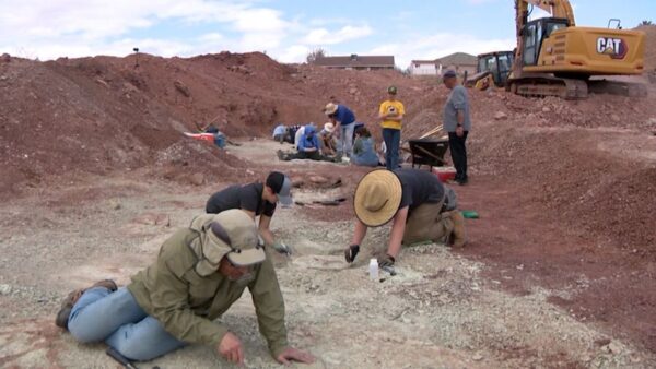 Dinosaur fossil site in St. George gets last-minute lifeline from city leaders
