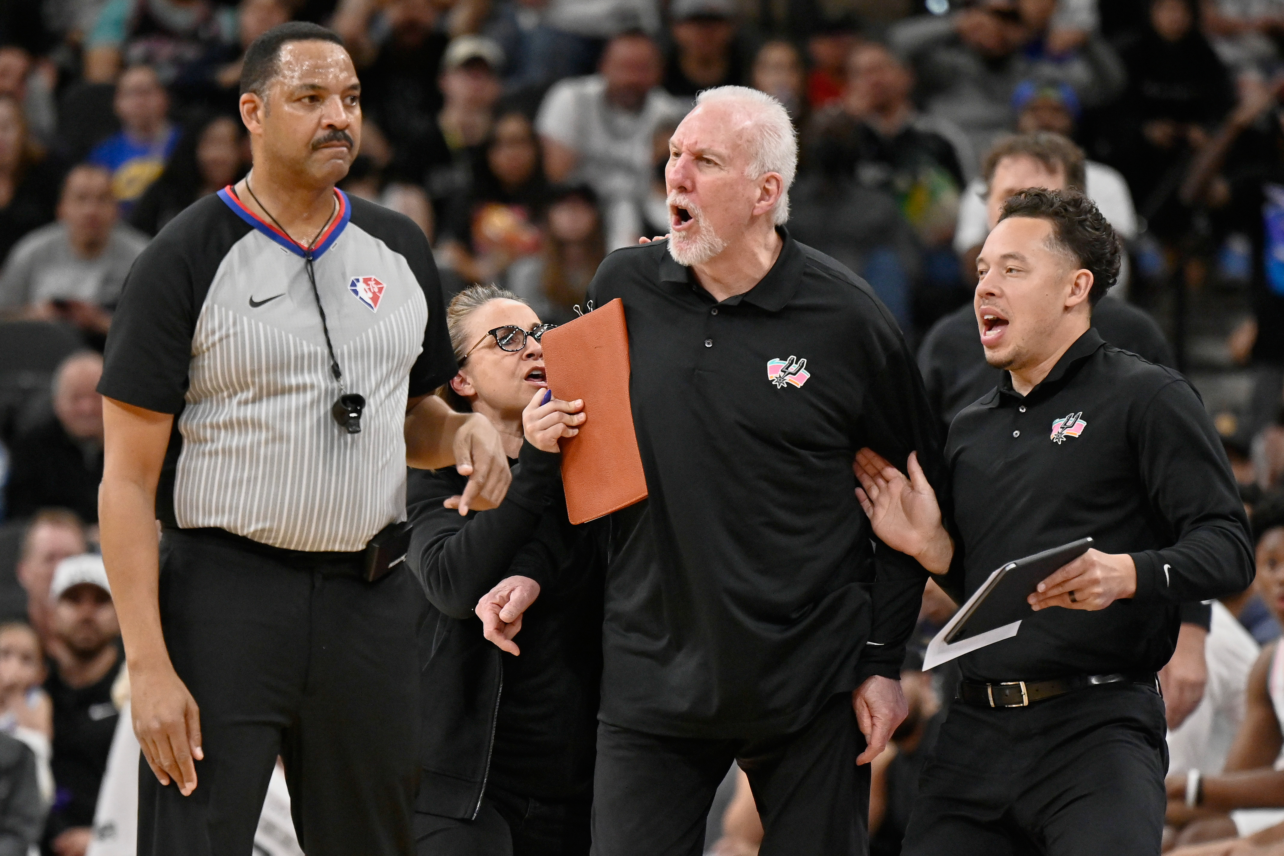 Gregg Popovich shifts to role as 'El Jefe,' says it's time for a new coach of the San Antonio Spurs