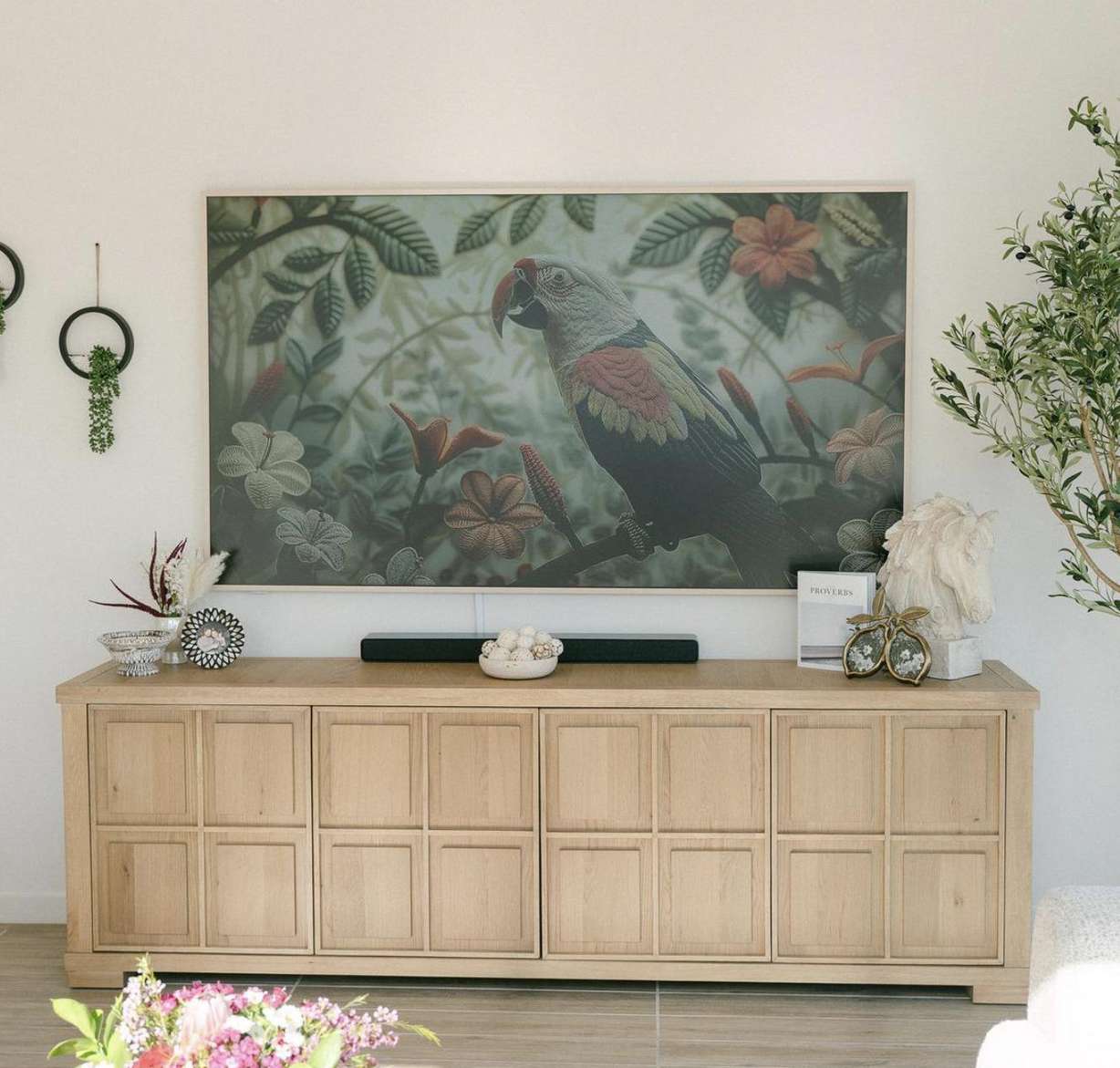 How a small Vegas apartment became a staycation-inspired escape