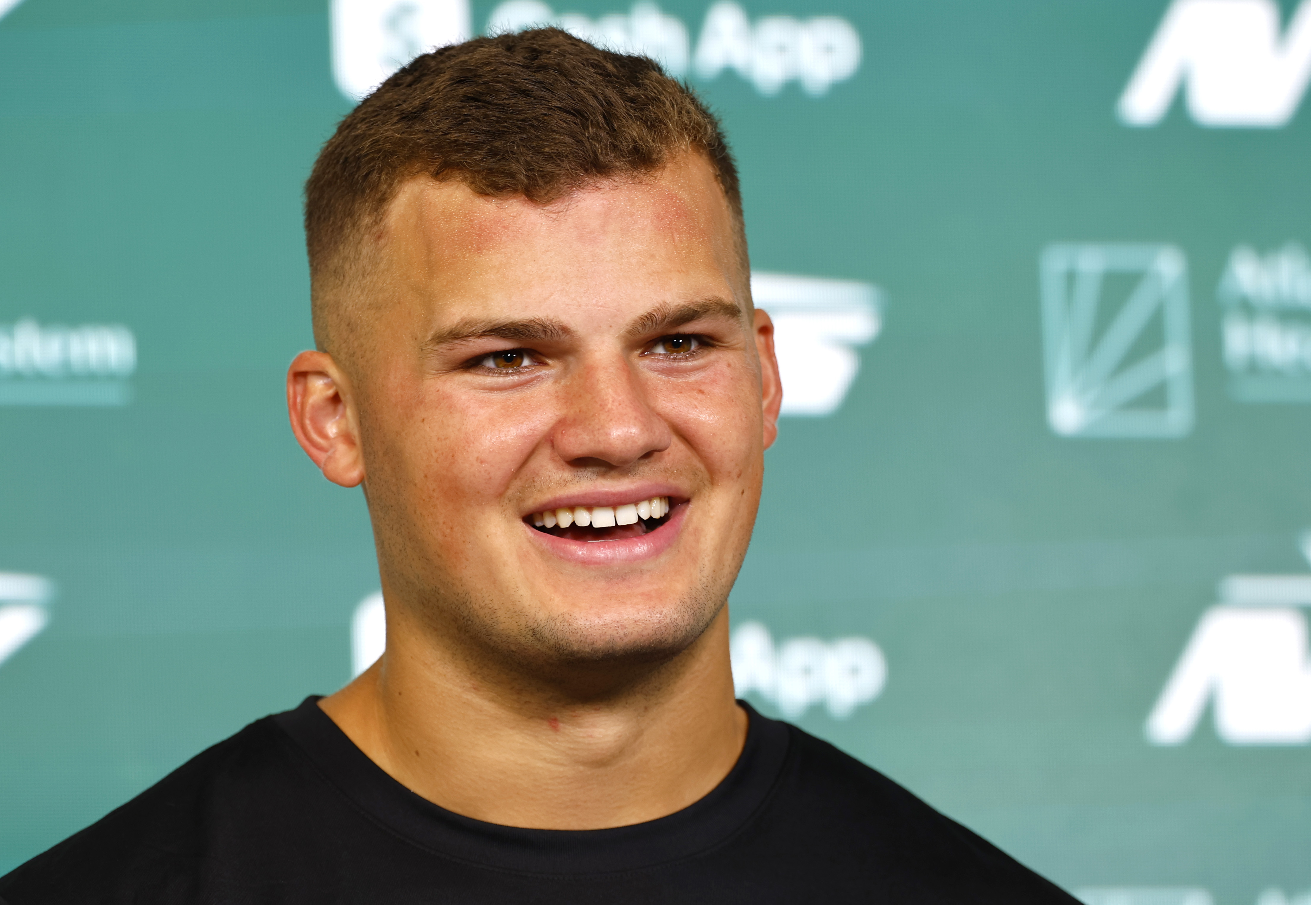New York Jets tight end Mason Taylor answers questions from media during the NFL football team's rookie camp, Friday, May 9, 2025, in Florham Park, N.J.
