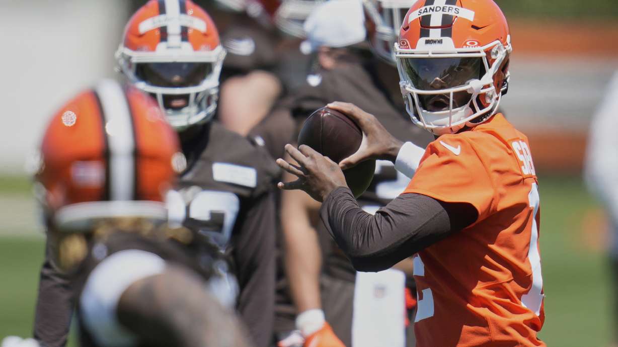 Shedeur Sanders takes the field for the first time as the Browns begin their rookie minicamp | KSL.com