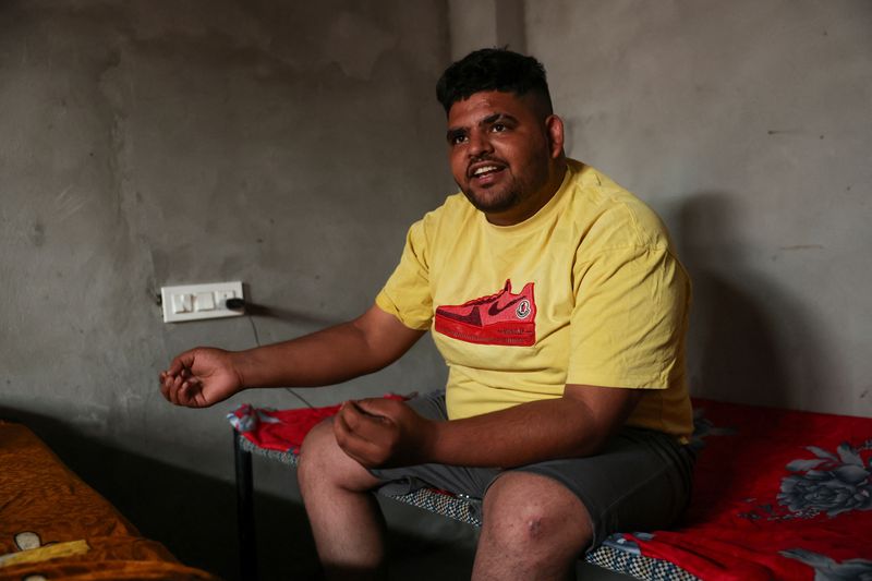 Villagers evacuated from line of fire along India-Pakistan border fear going back