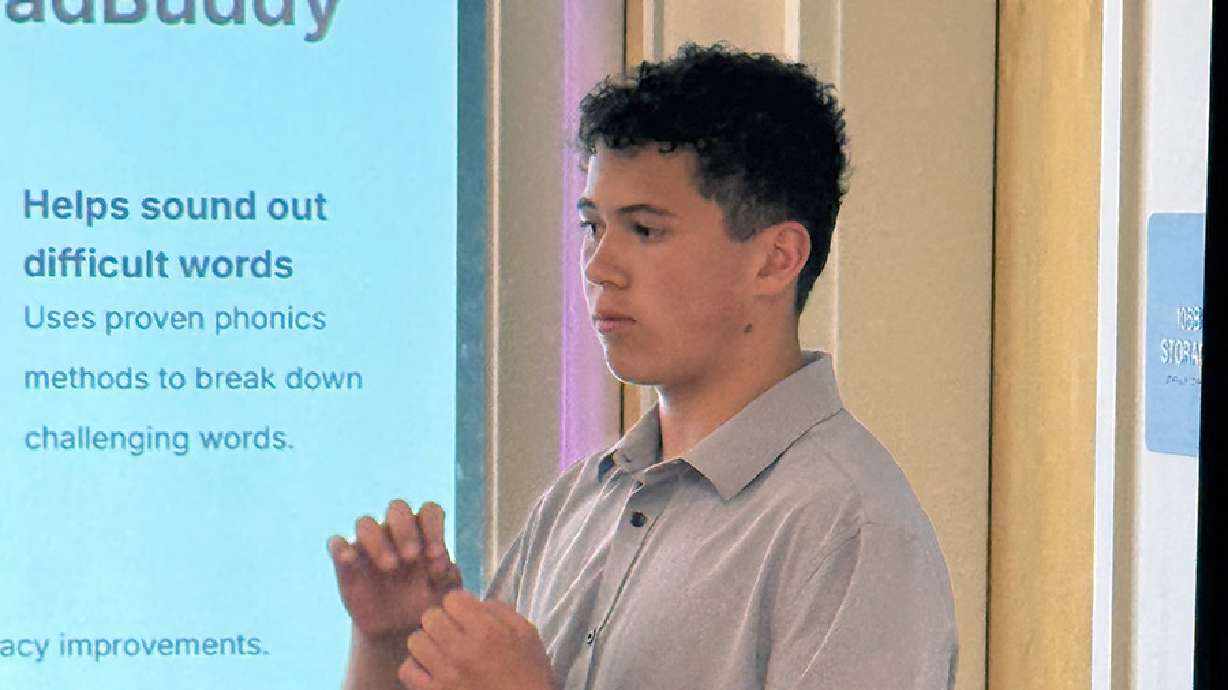 James Tedjamulia, a high school junior from Idaho, won $10,000 for his dyslexia startup. His AI-powered ReadBuddy helps dyslexic readers by suggesting age-appropriate content.