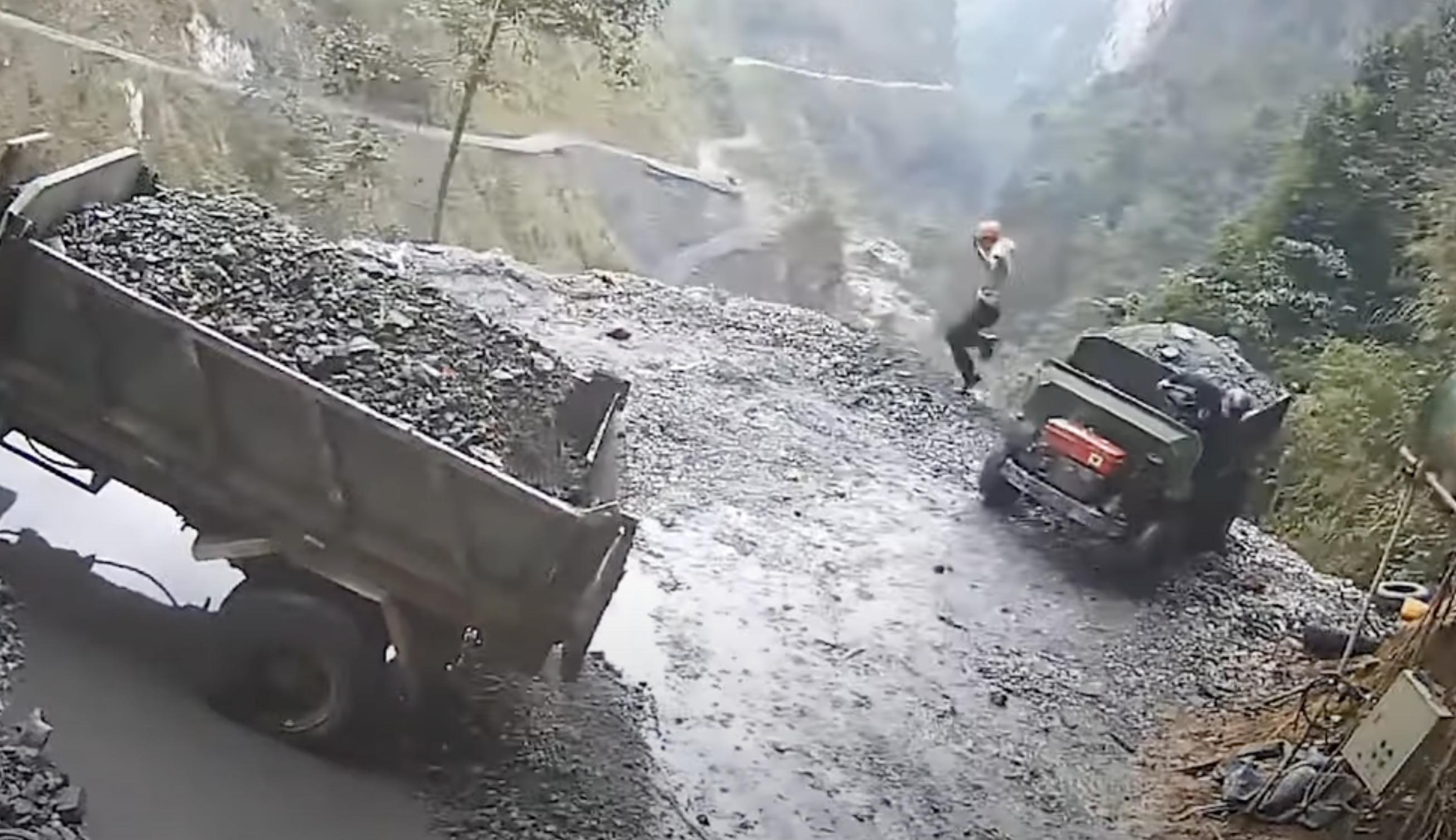 Have You Seen This? The world's most literal dump truck