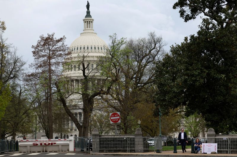 US budget surplus surges to $258B in April, year-to-date deficit tops $1T