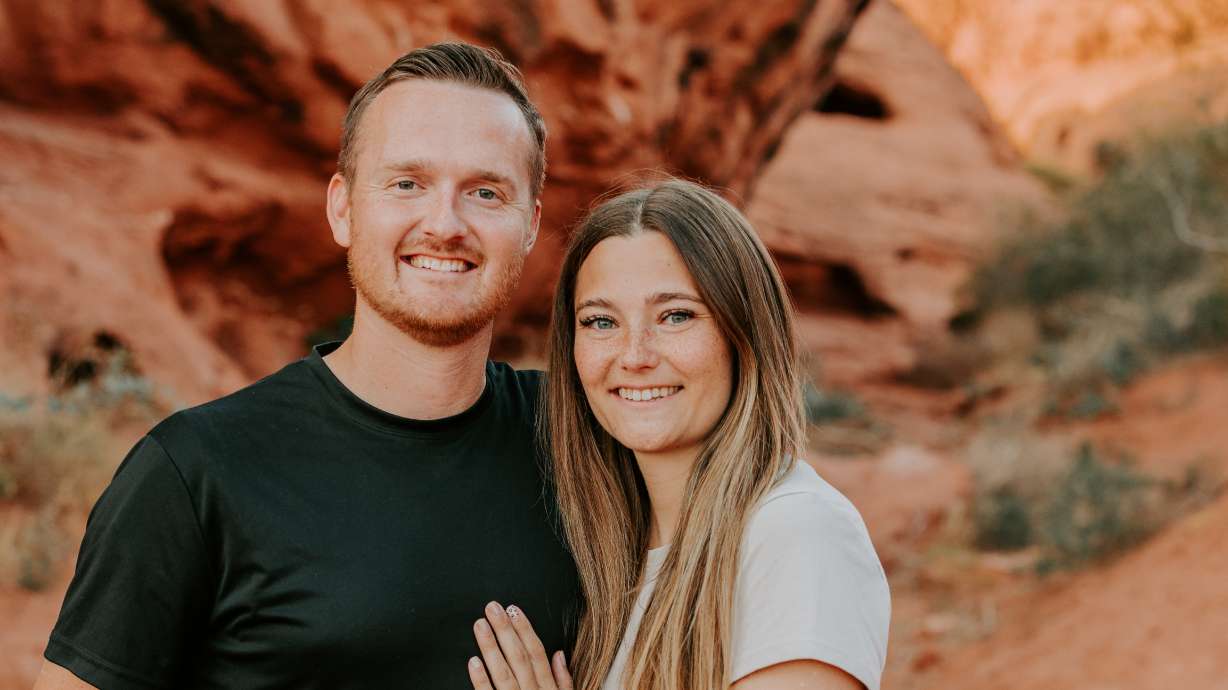 Taylor and Bailey Carlson have been providing daily cash drops since February.