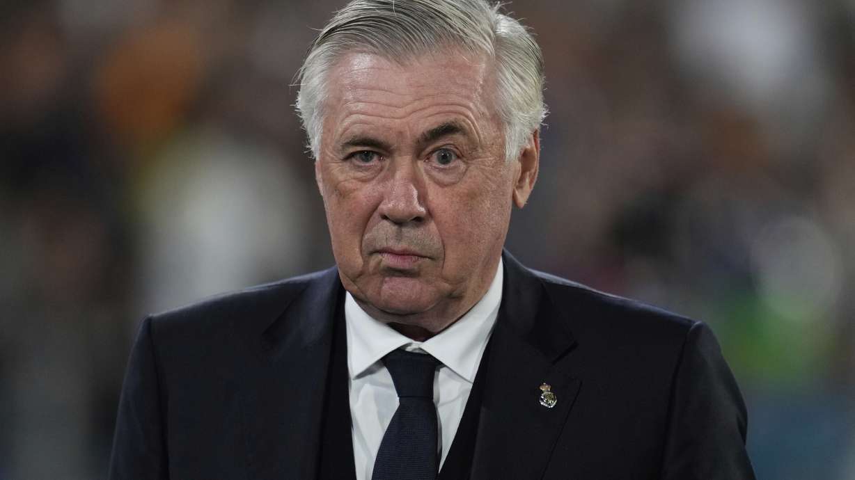 El técnico del Real Madrid Carlo Ancelotti previo al partido contra Getafe en la Liga española, el miércoles 23 de abril de 2025.