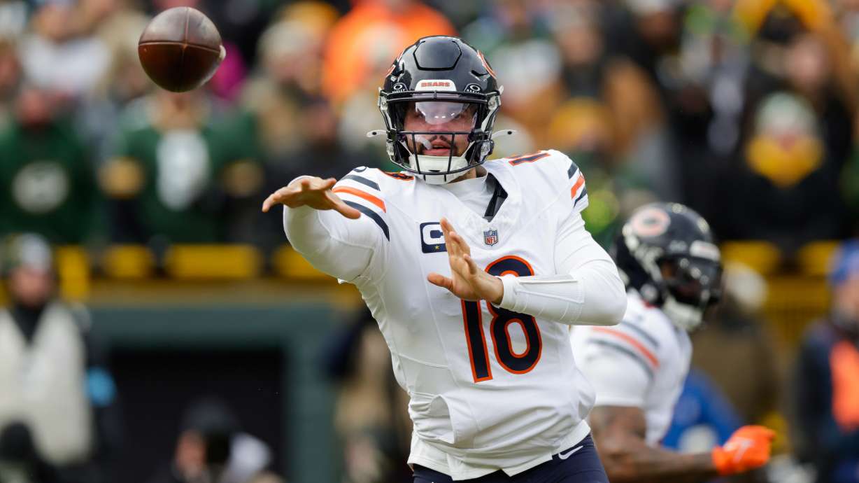 FILE - Chicago Bears quarterback Caleb Williams (18) throws a pass during an NFL football game between the Green Bay Packers and Chicago Bears Sunday, Jan. 5, 2025, in Green Bay, Wis.
