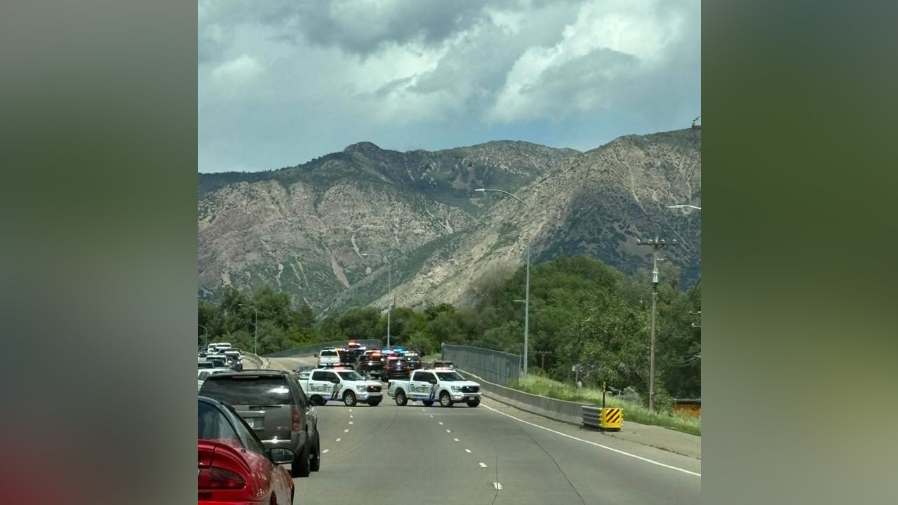 Large police response shuts down traffic in Riverdale