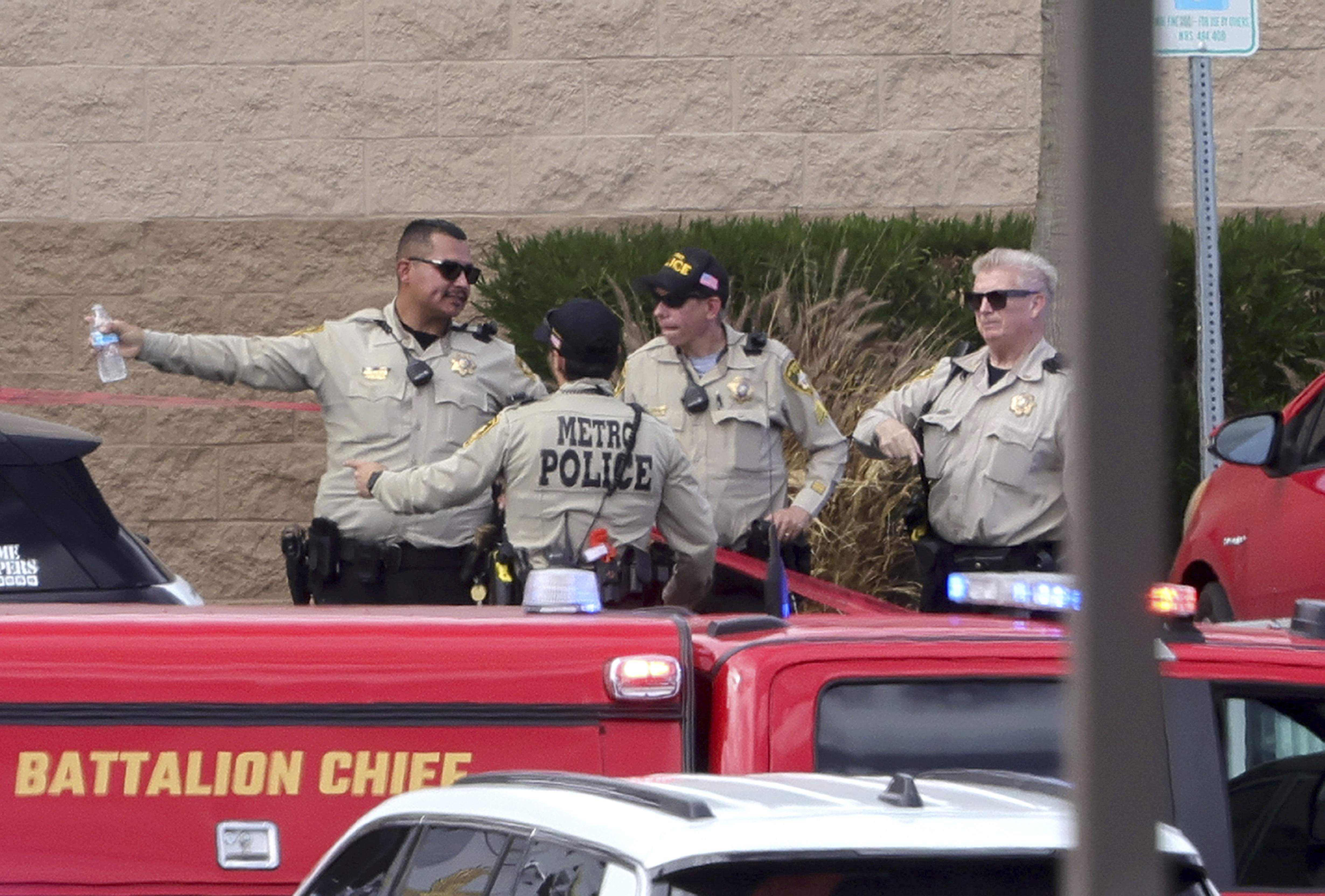 2 dead and at least 3 injured in Las Vegas gym shooting, police say