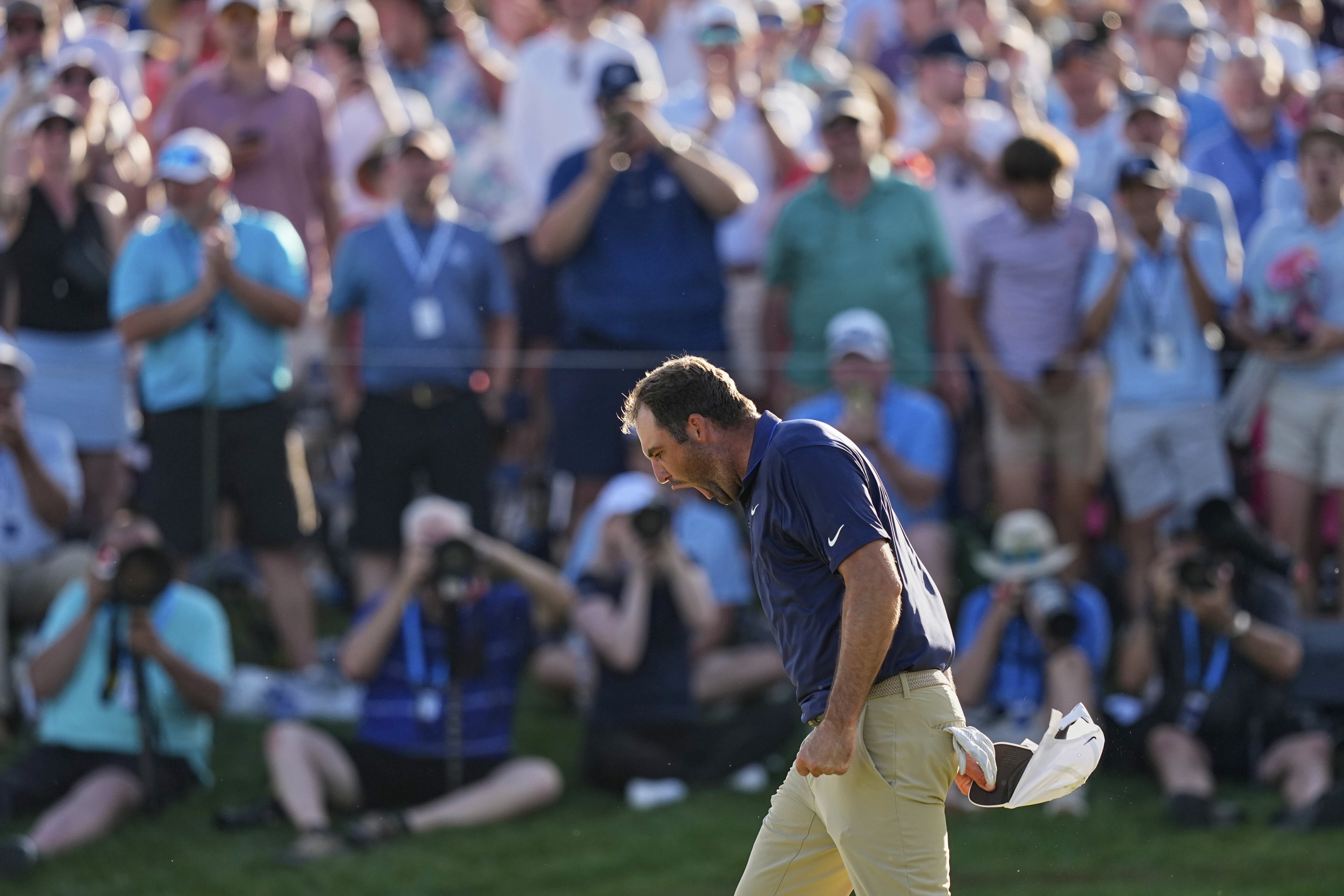 Great Scottie! Scheffler pulls away to win PGA Championship for 3rd major title