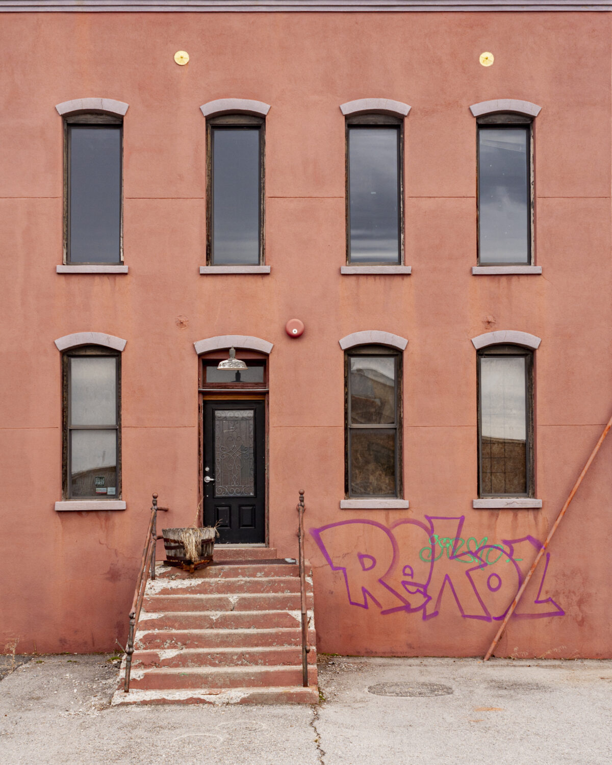 A photo from Peter Wiarda's Urban Calm series.