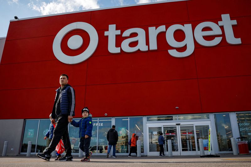 Target cuts annual forecasts as tariff pressure mounts, demand slows further