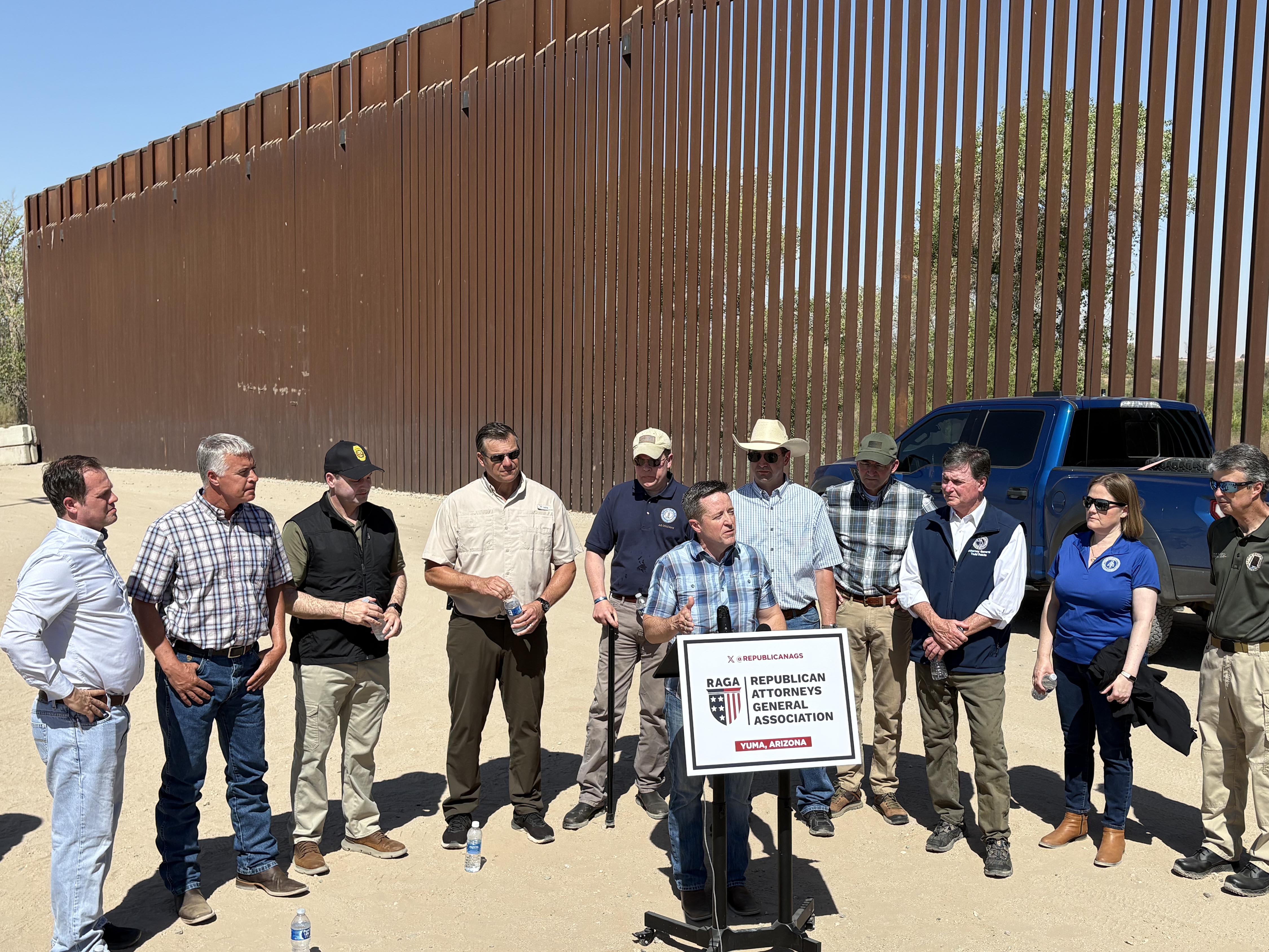 Mississippi AG nearly collapses, is aided by Utah AG Brown during tour of the southern border