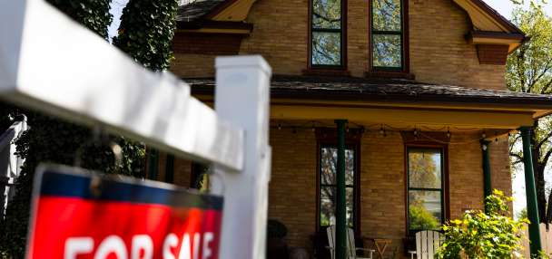 Mortgage rates are climbing again. Here's what's happening