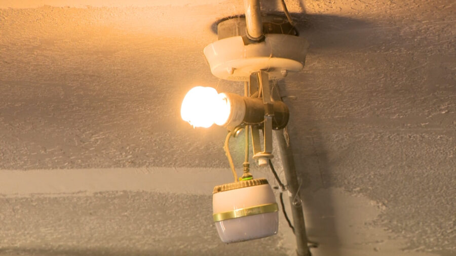 94-year-old Navajo man gets electricity for the first time