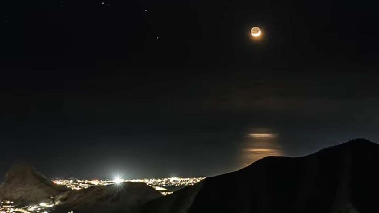 A recent moonset captured from above Nanakuli, a small town on the west side of the island of Oahu, Hawaii.