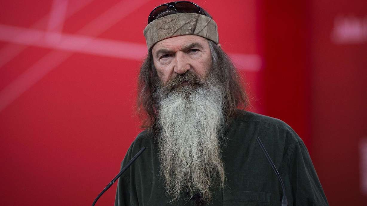 Duck Dynasty' star Phil Robertson dies at 79 | KSL.com