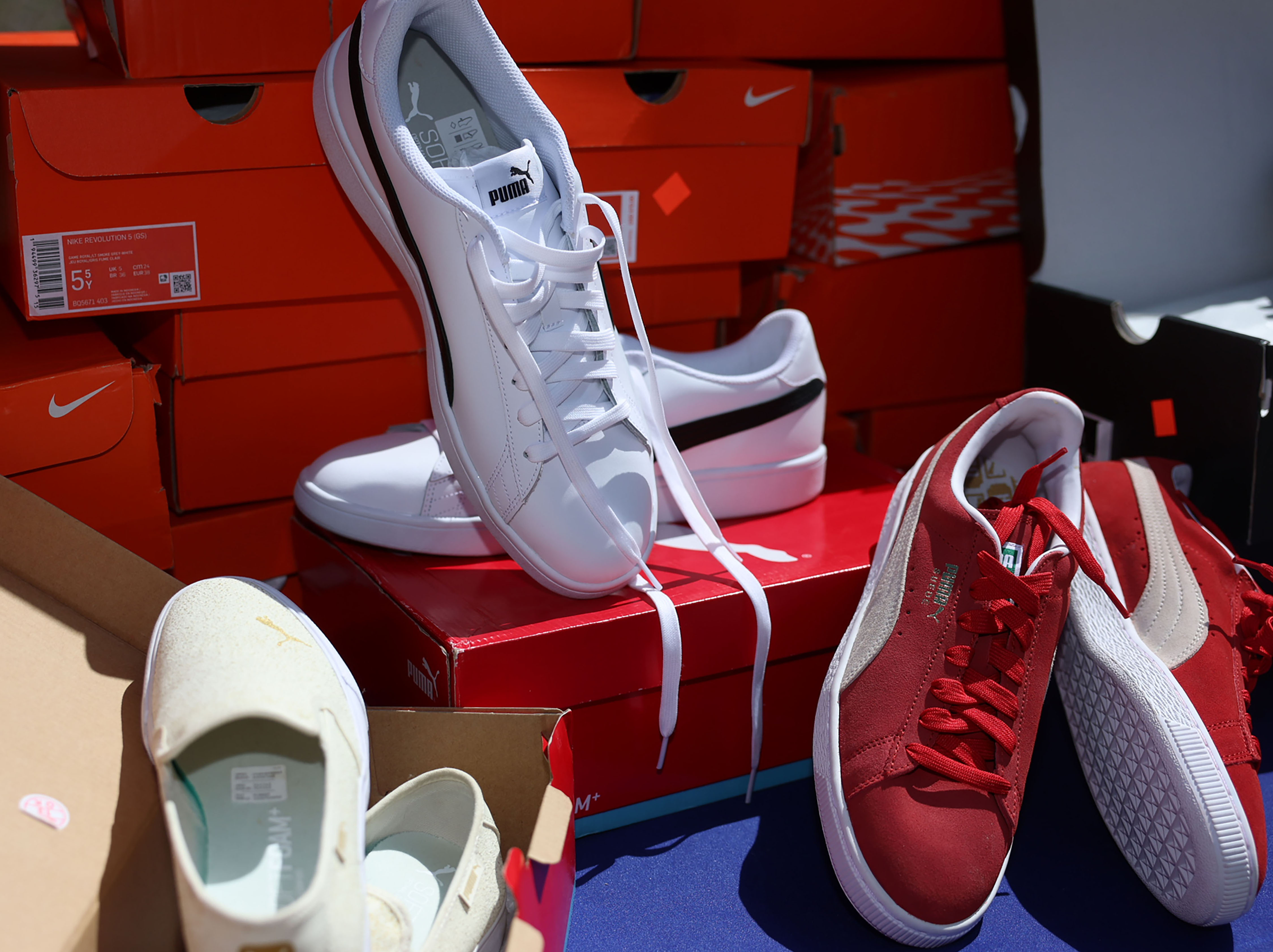 Intermountain Health to provide 475 pairs of shoes to students in need in Murray School District