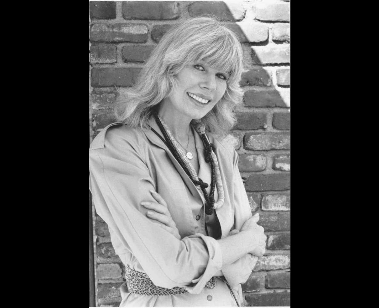 Actress Loretta Swit poses in Los Angeles, Calif., on Nov. 21, 1983.