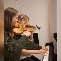 Have You Seen This? 2 musicians play half of each other's instruments