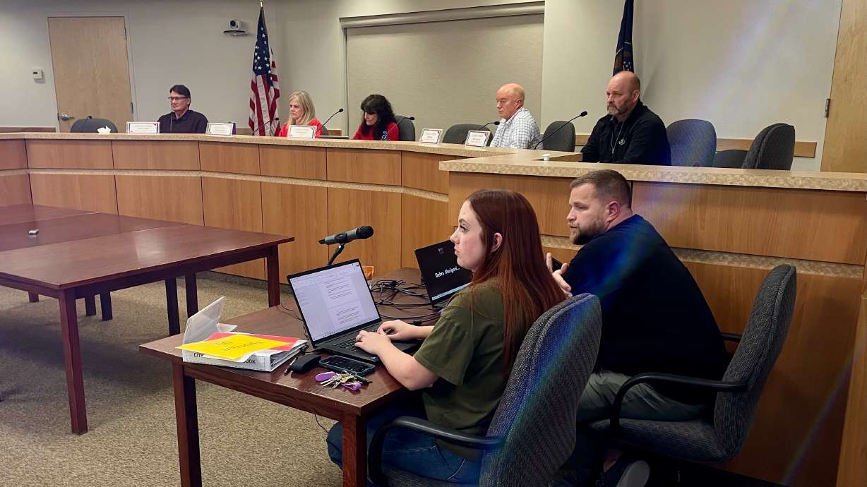 Tensions among Hooper leaders remain unaddressed more than three months after they were discussed at this Feb. 25 Hooper City Council meeting.