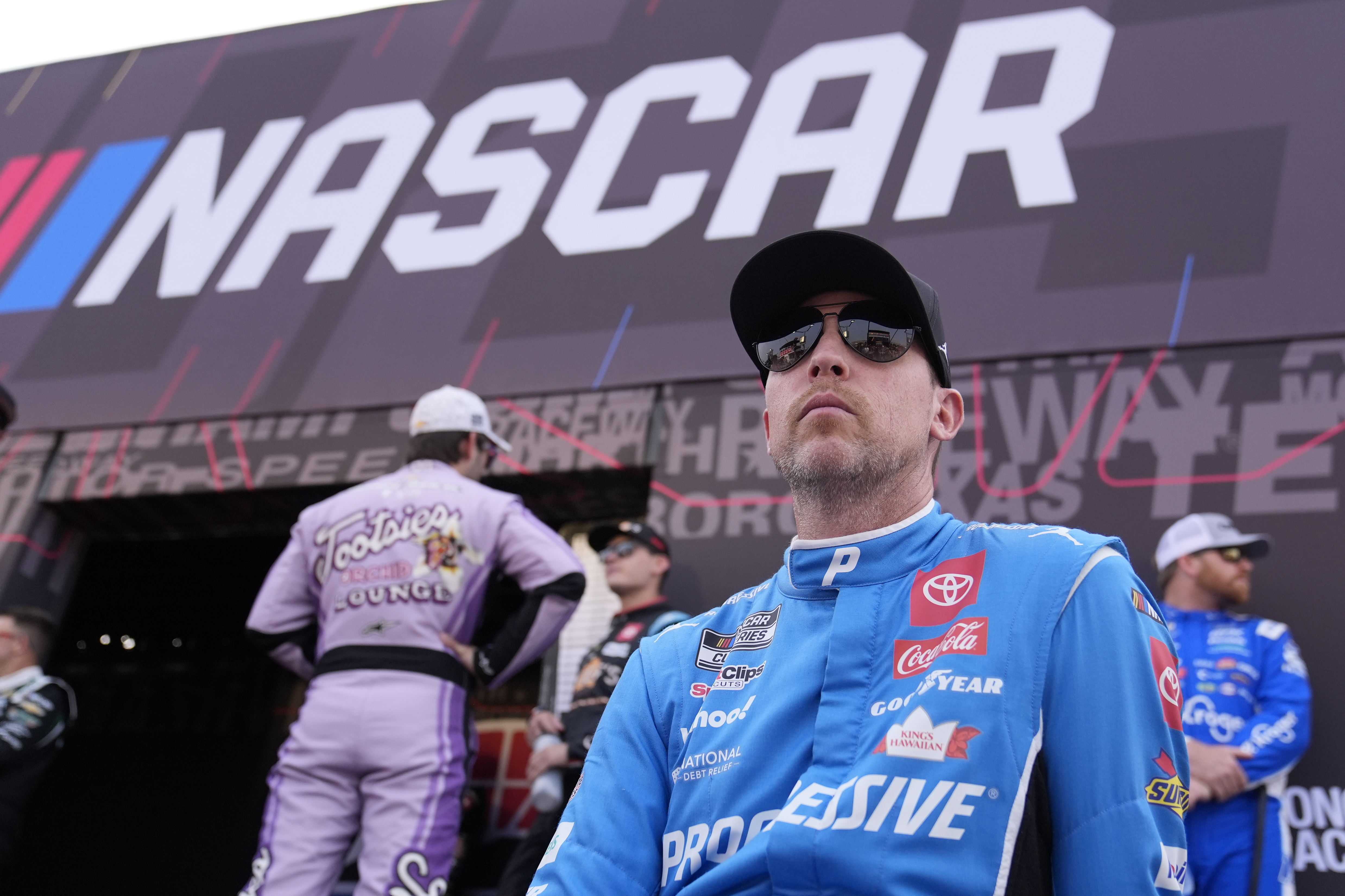 Hamlin undeterred by ruling siding with NASCAR in lawsuit filed by Jordan-owned 23XI and Front Row