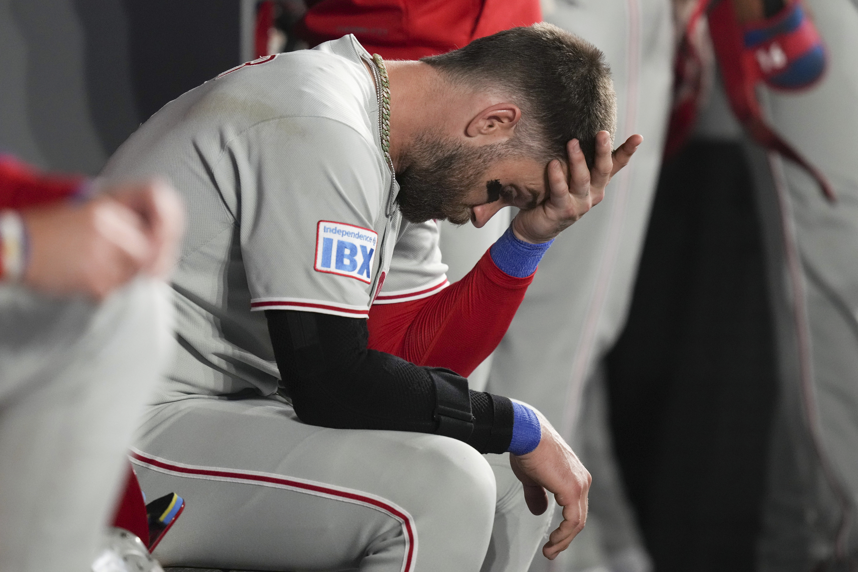 Phillies place Bryce Harper on injured list with wrist inflammation, no timetable for return