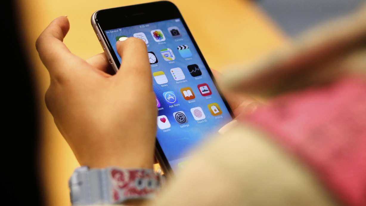 Foreign hackers have increasingly identified smartphones, other mobile devices and the apps they use as a weak link in U.S. cyberdefenses.