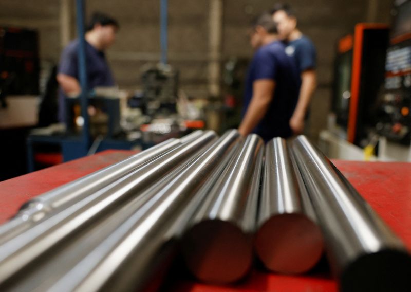 US, Mexico discuss deal to cut Trump's steel tariffs, sources say