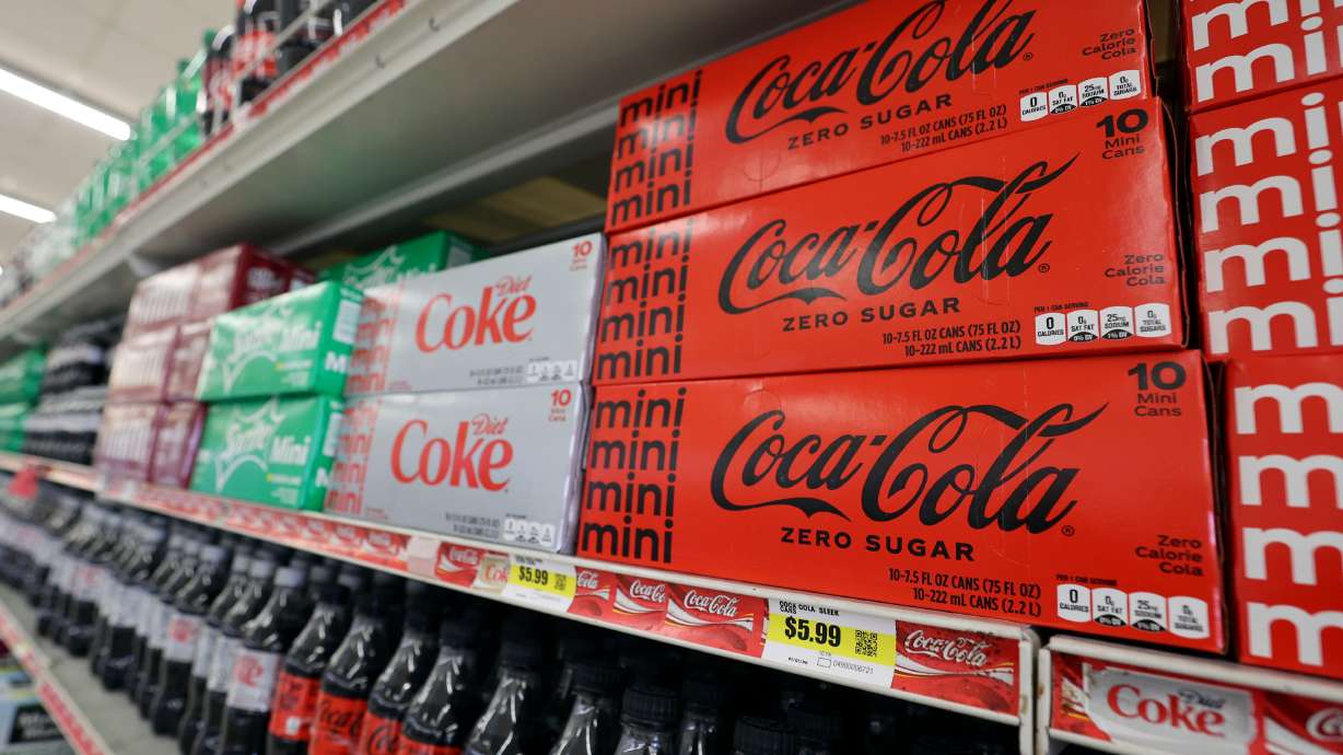 The U.S. Department of Agriculture approved Utah's request to restrict the purchase of soft drinks with food stamps, beginning next year.