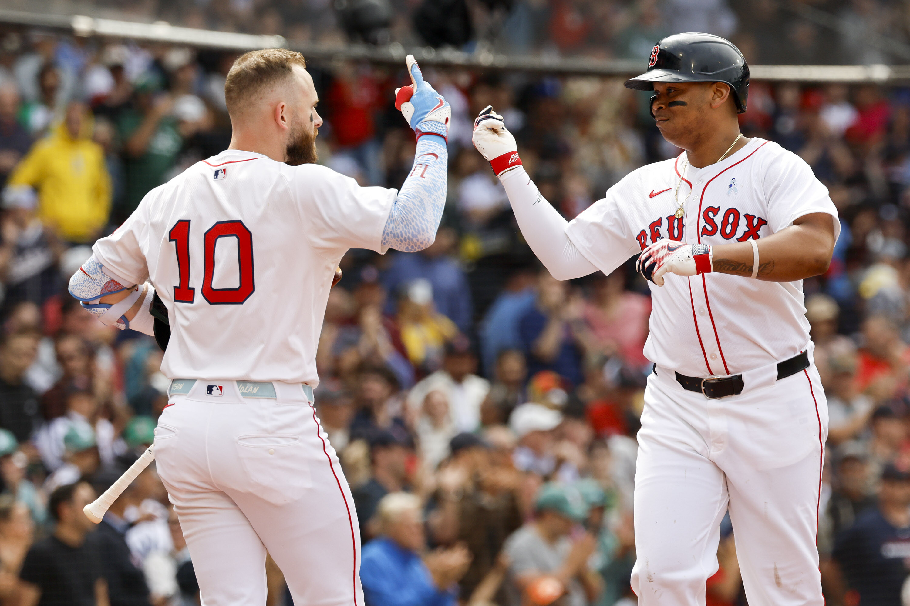 Red Sox trade Rafael Devers to the Giants in a blockbuster deal
