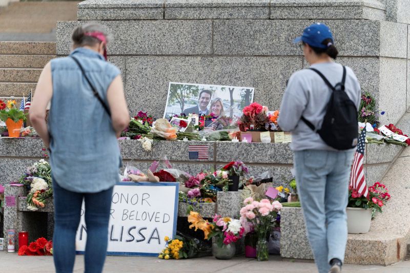 Suspect in Minnesota lawmaker killing visited other legislators' homes, prosecutors say