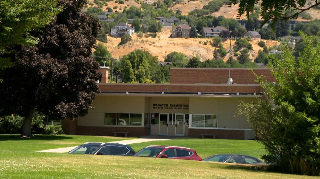 Most BYU administrative employees in the Abraham O. Smoot Building will temporarily move to the old Wasatch Elementary School building, BYU announced Tuesday.