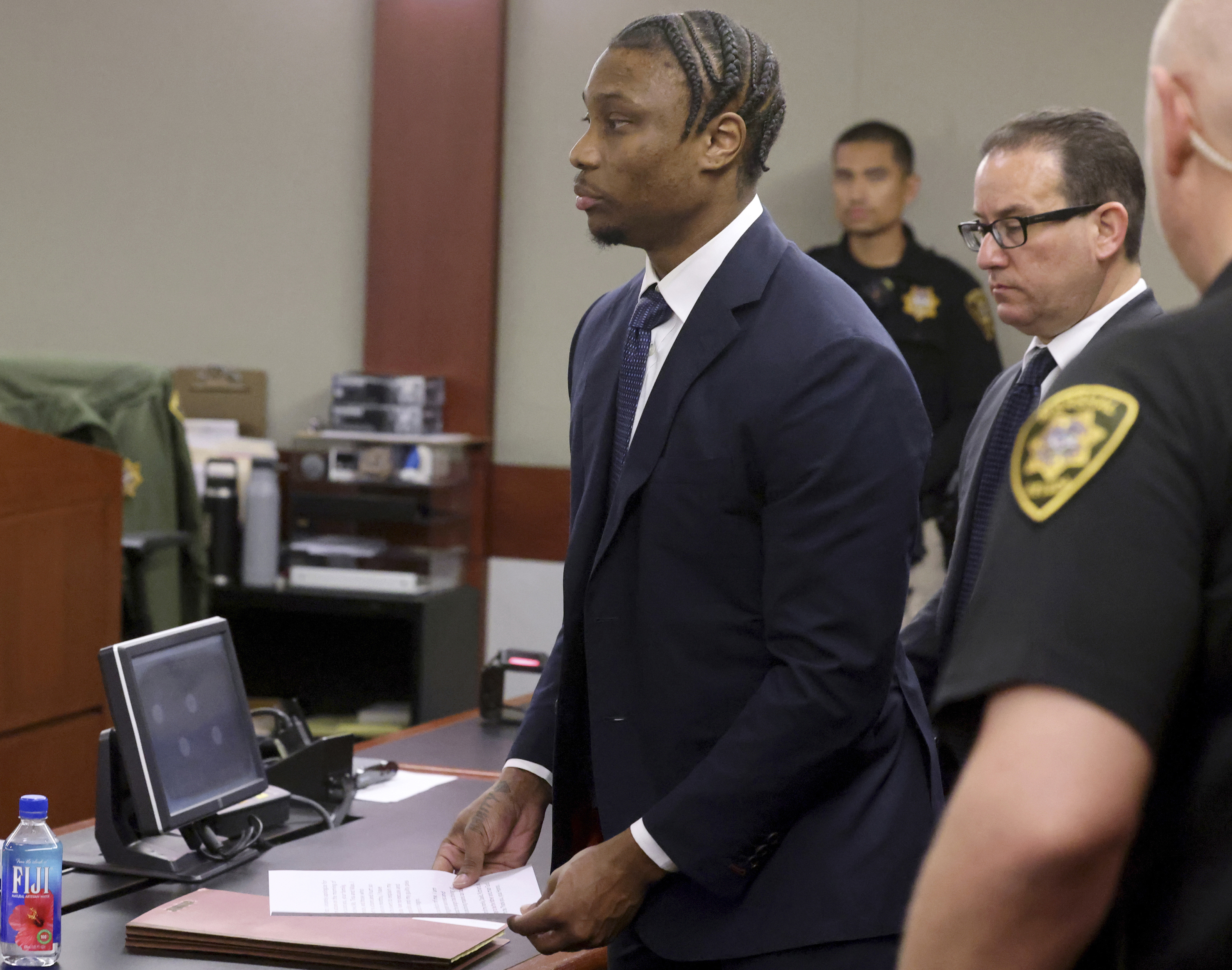 Former Raiders receiver Henry Ruggs apologizes to victim's family at Las Vegas event