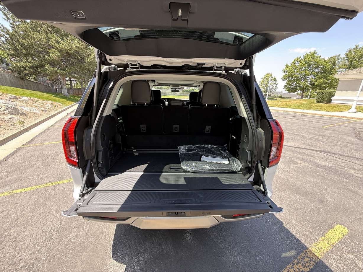 Test drive: 2025 Ford Expedition is a family-hauling hero with big space, big power
