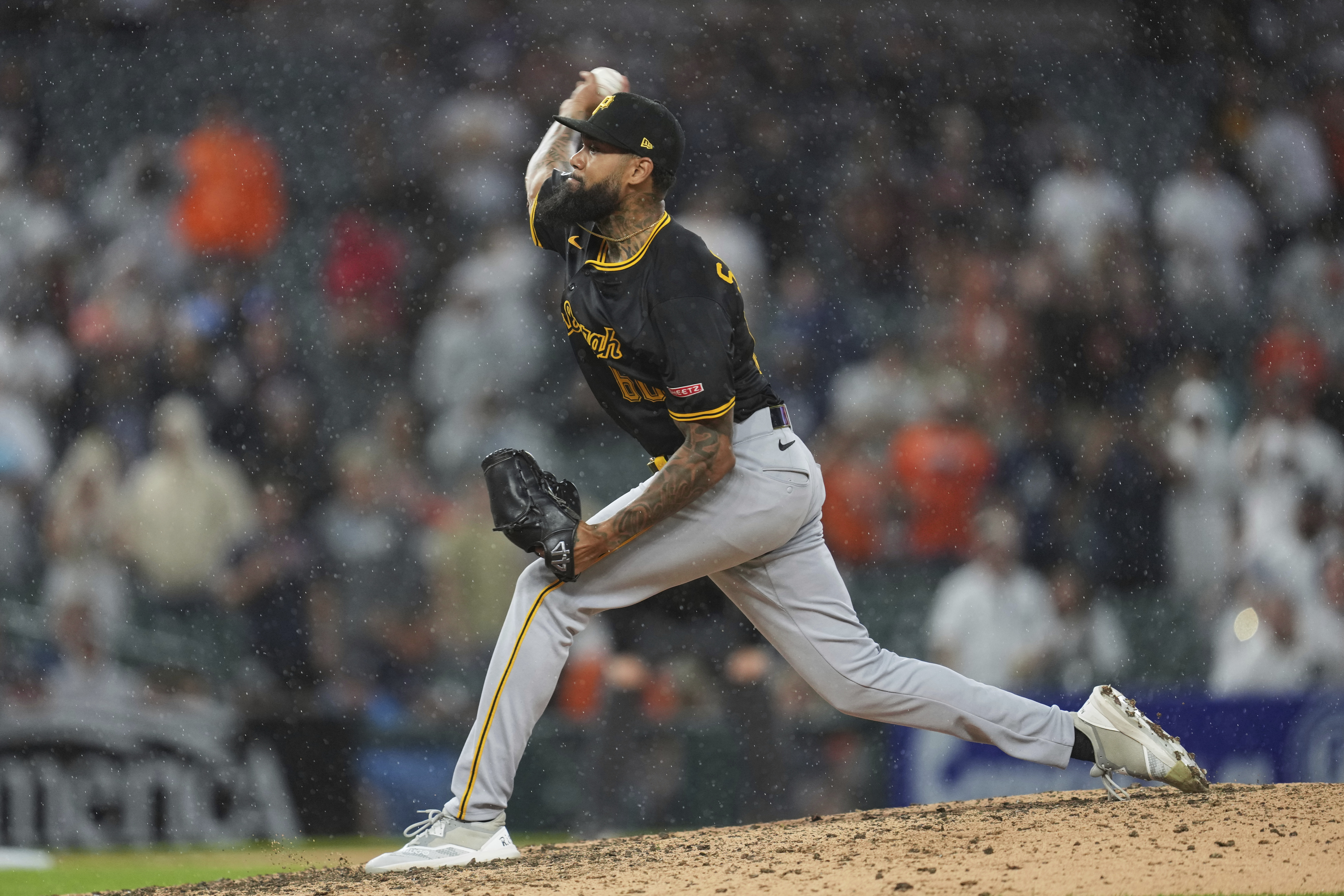 Pirates reliever Dennis Santana: Fan 'crossed a line' prior to confrontation