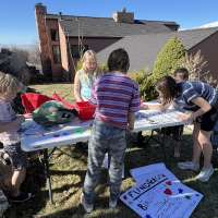 Kids take initiative to raise money for 2-year-old cancer patient by selling bracelets