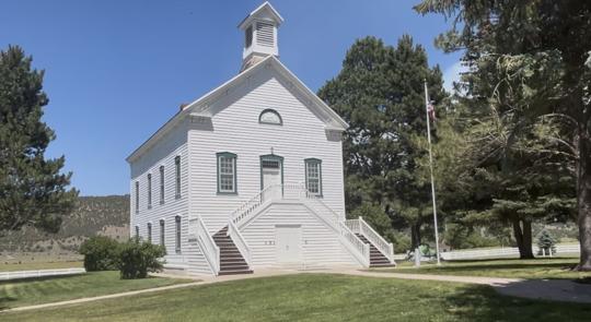 Historic Pine Valley Chapel remains standing amid growing Forsyth Fire