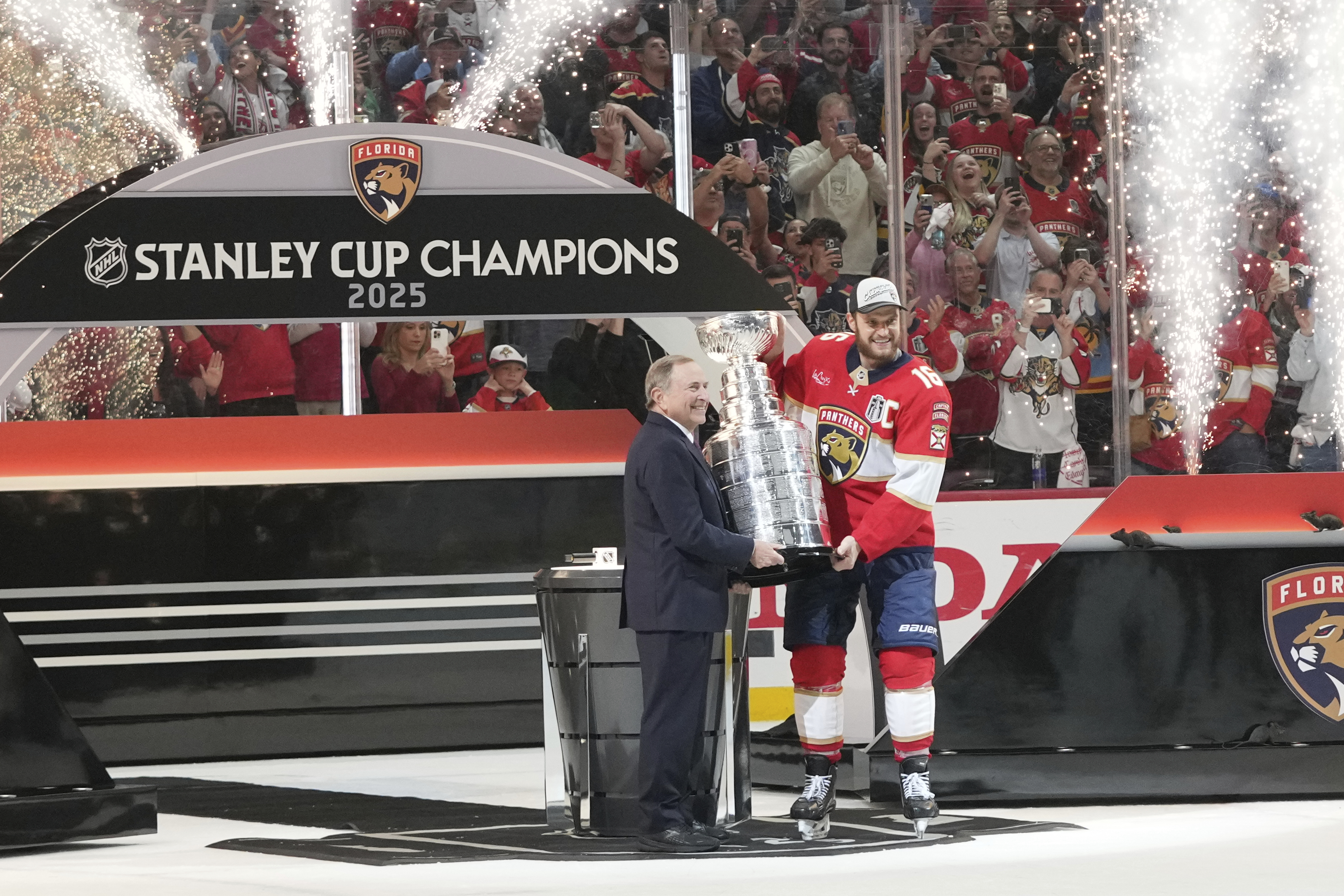 NHL and the players' union have discussed going to an 84-game season in CBA talks, AP source says