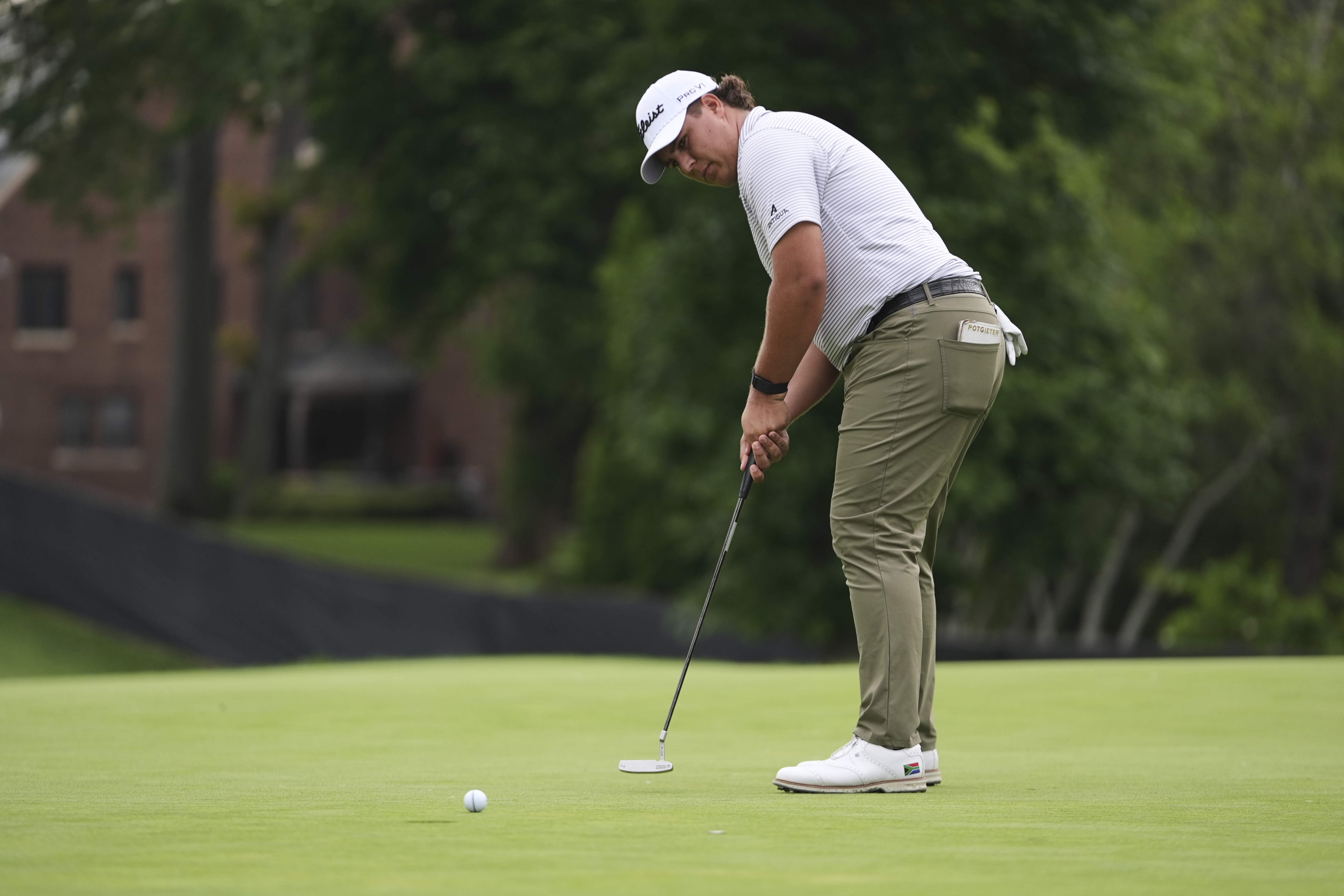 Aldrich Potgieter, PGA Tour's youngest player and biggest hitter, leads Rocket Classic by 2 strokes