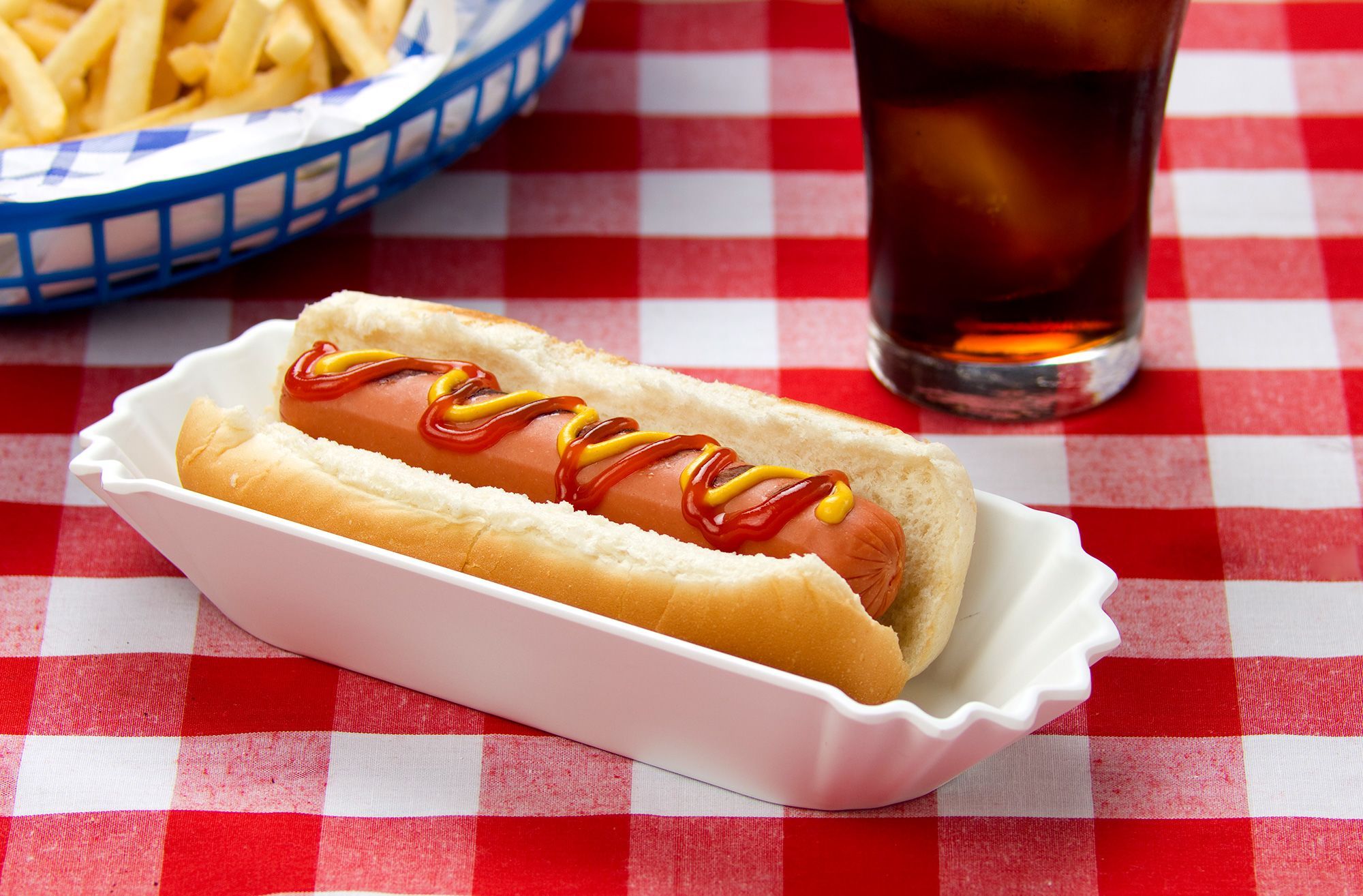 The equivalent of one medium-size hot dog was associated with an increased risk of colorectal cancer and type 2 diabetes in a new study.