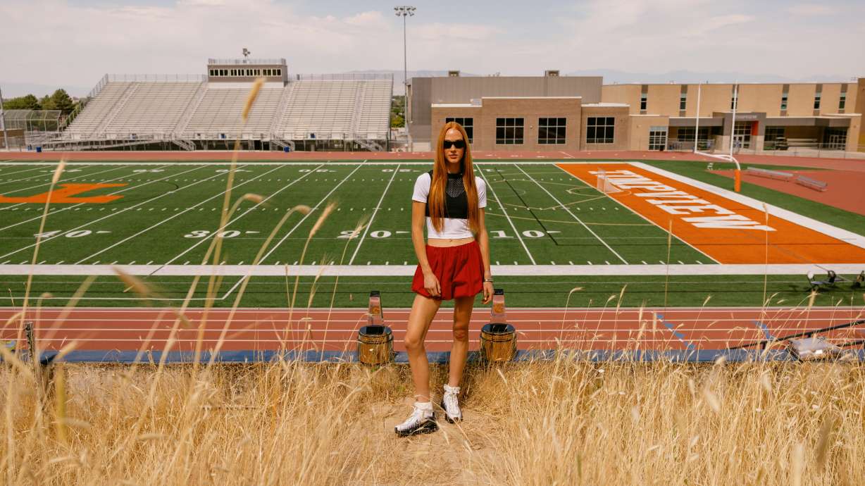Former Gatorade three-time national girls cross country athlete of the year Katelyn Tuohy, who now runs professionally for Adidas, presented Timpview's Jane Hedengren with the 2024-25 Gatorade national girls track and field athlete of the year award Tuesday, July 1, 2025 in Provo, Utah.