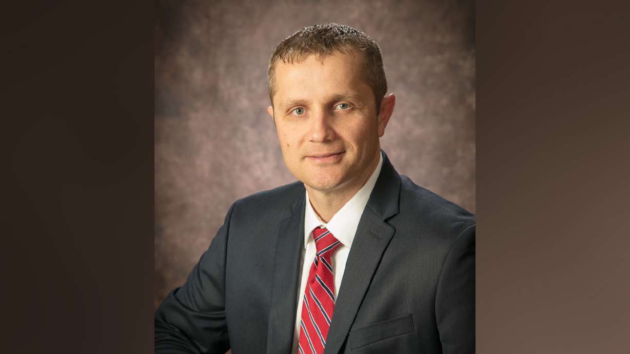 Davis County Controller Curtis Koch will step down on July 15, necessitating selection of a replacement.