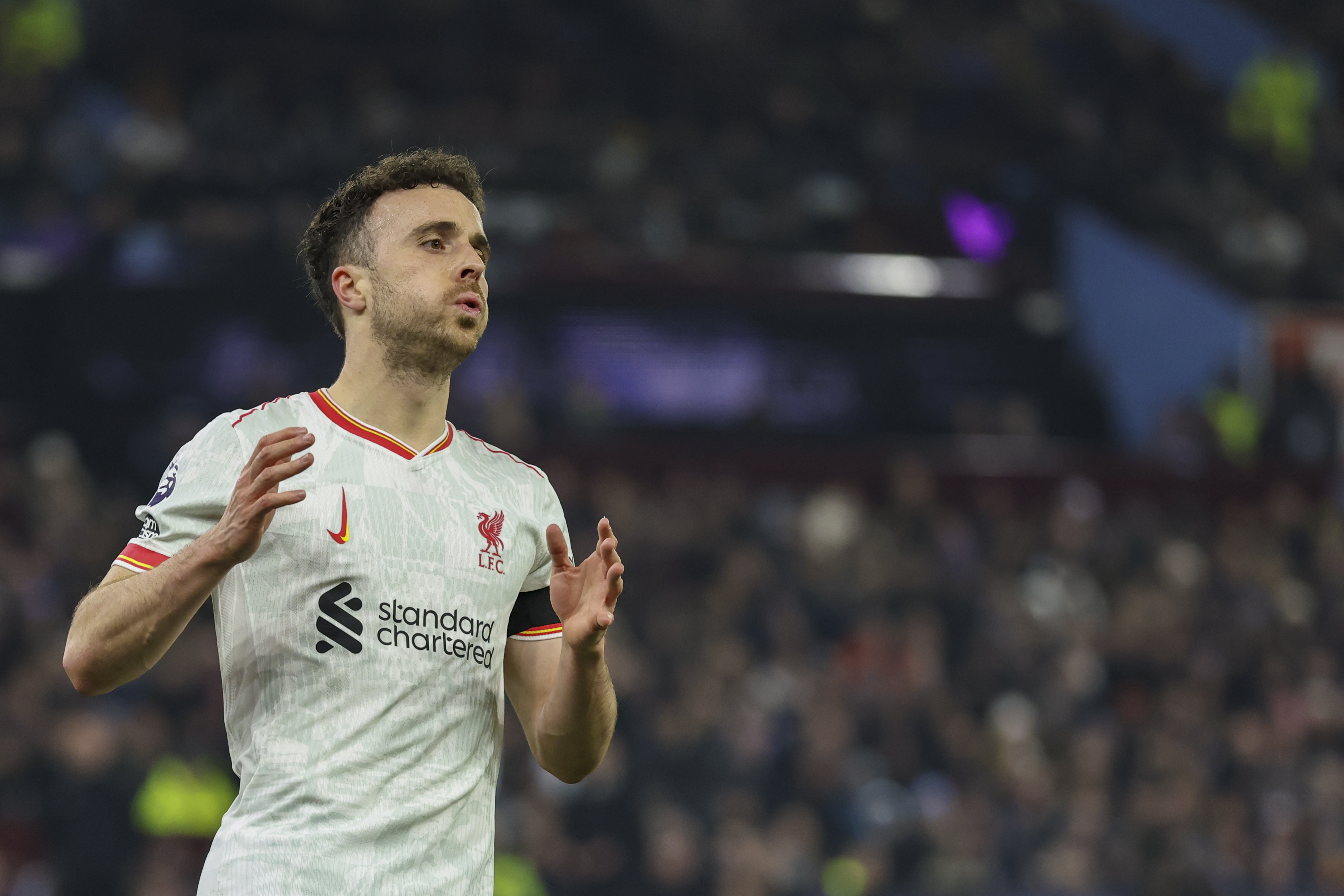 Liverpool player Diogo Jota and his brother killed in car accident in Spain